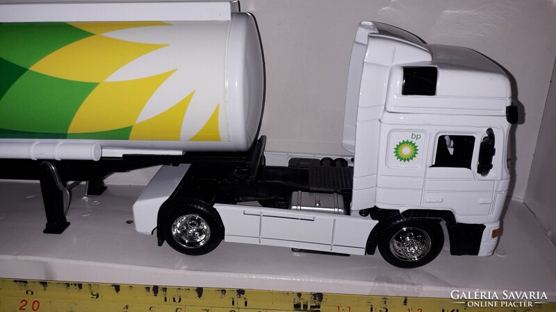 Minőségi ÓRIÁS- NEW RAY MAN BP - teljes fém kamion modell jármű dobozával 1:43 39cm a képek szerint