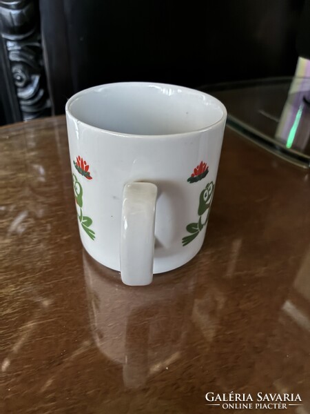 Zsolnay porcelán gyerek bögre békás