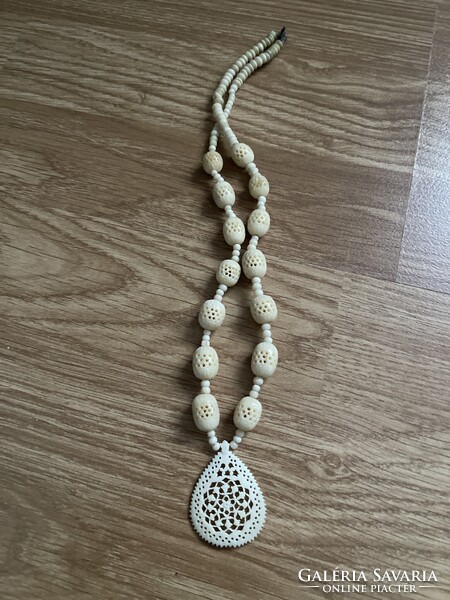 Antique beautifully intricately carved bone bead necklace