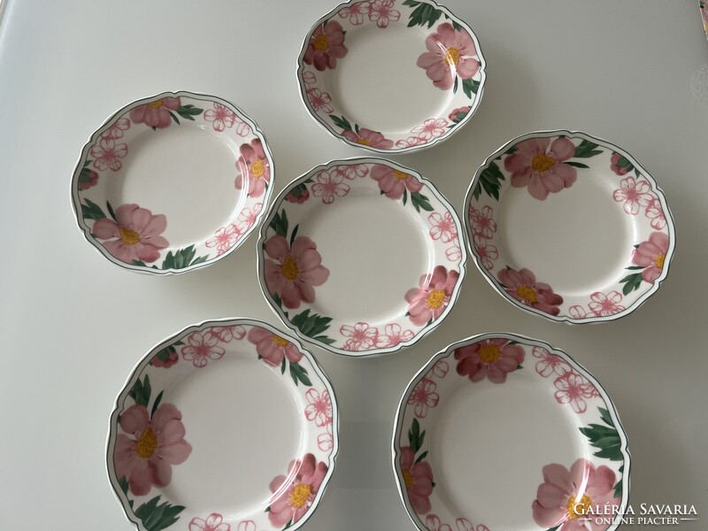 Porcelán reggeliző tányérok vadrózsa mintával, 21 cm átmérő