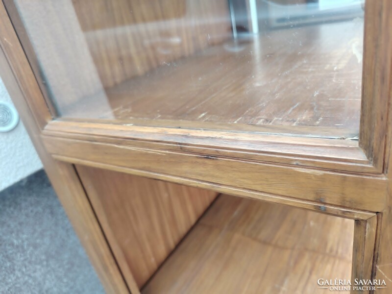 Art deco, mid century tömörfa vitrin, 2db, könyvesszekrény, polc