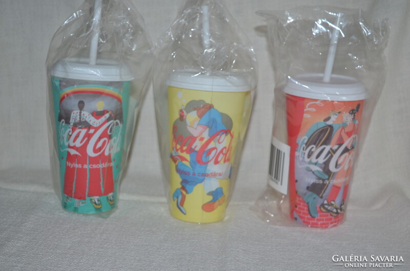 COCA - COLA fedeles szívószálas hidegre színváltóspohár saját dobozával 01