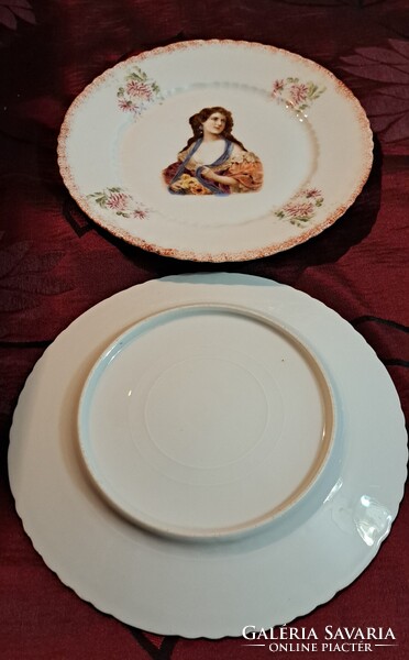 Antik dámás porcelán tányér, hölgy díszítésű falitányér pár (M6484)