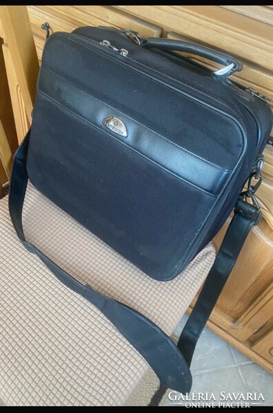Samsonite laptoptáska