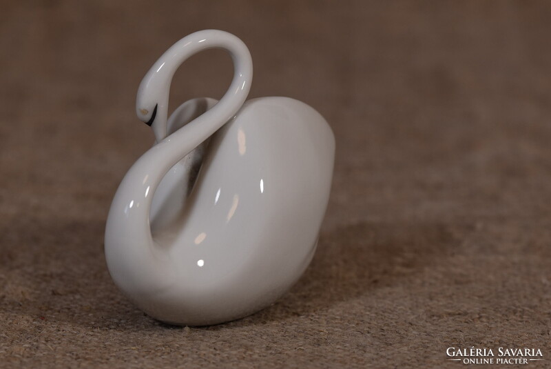 Hollóháza porcelán hattyú figura Art Deco stílus Magyarország 1960-as évek