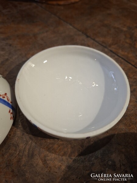 ANTIK EREDETI SEVRES KÉZZEL FESTETT PORCELÁN DOBOZ
