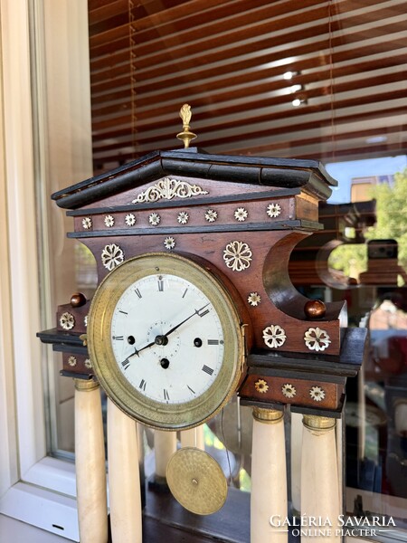 Negyedütős biedermeier portálóra 1840 körüli