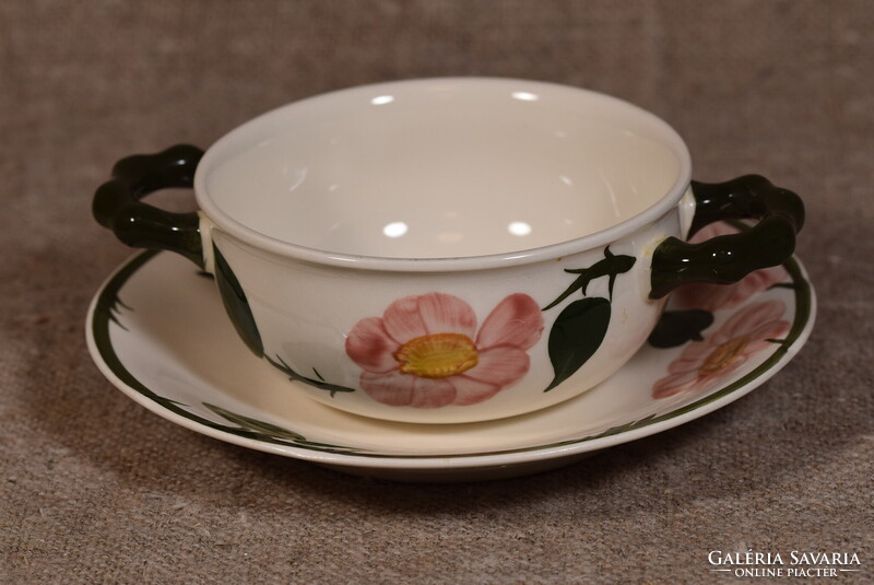 Villeroy&Boch Wild Rose kétfülű leveses csésze aljjal kézzel festett virágok Németország 1930-as éve