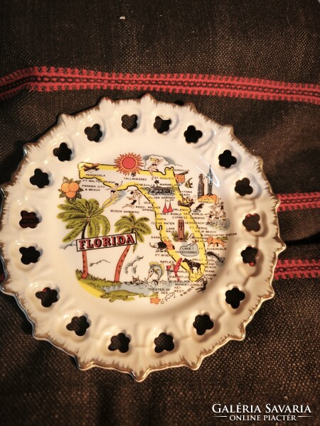 Vintage Florida fali dísztányér – áttört szélű, aranyozott porclán/kerámia