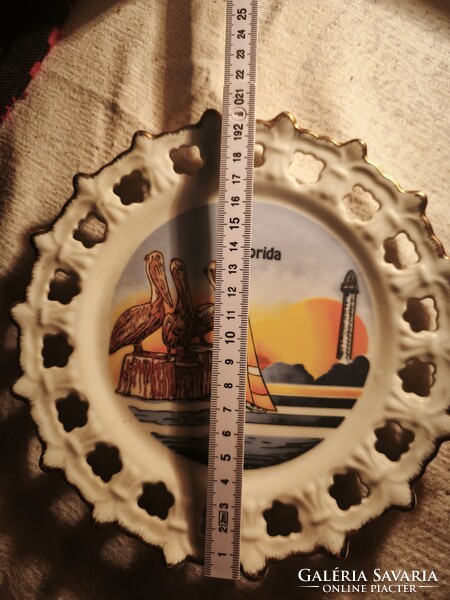 Vintage Florida szuvenír dísztányér – áttört szélű, aranyozott porcelán