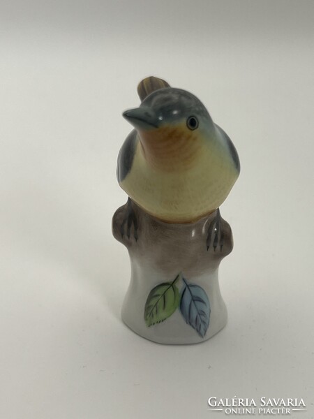 Eredeti Herendi vörösbegy porcelán figura (Modellszám: 5048) – Hibátlan!