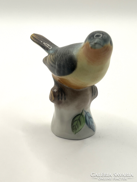 Eredeti Herendi vörösbegy porcelán figura (Modellszám: 5048) – Hibátlan!