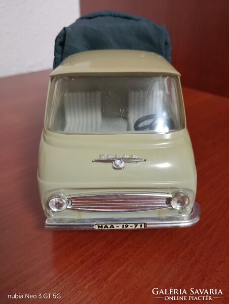 Eladó Skoda 1203 kisautó