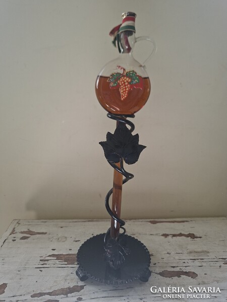 Retro Table Glass Wine Stopper with Hand-Painted Design and Wrought Iron Stand