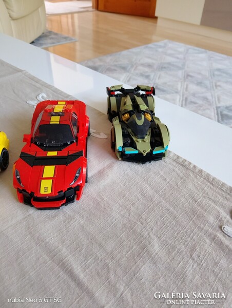 Eladó 4db Lego Speed Champion kisautó