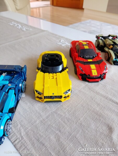Eladó 4db Lego Speed Champion kisautó