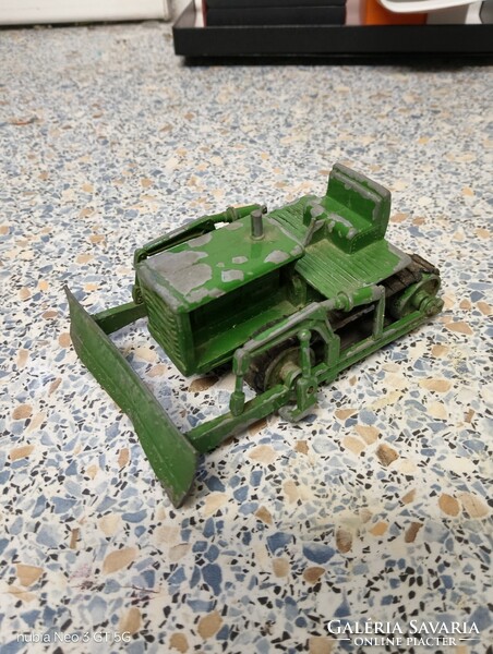 Eladó nagyon régi Matchbox