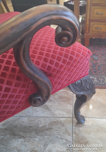 Elegáns, klasszikus füles fotel (wingback karosszék)