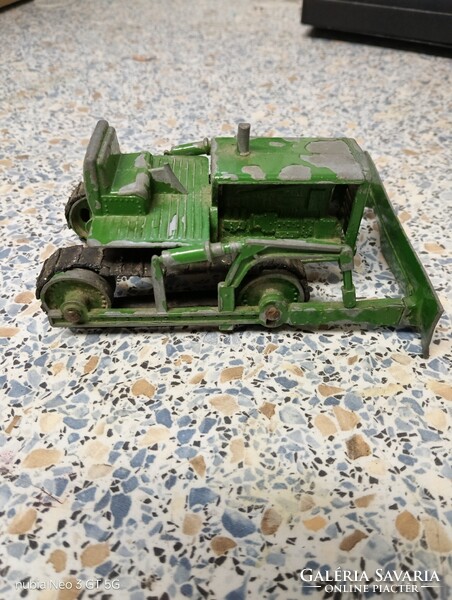 Eladó nagyon régi Matchbox