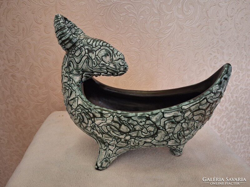 Gorka - kosfejes asztalközép kínáló, hibátlan, jelzett, 21 x 19 cm