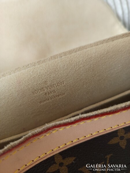 Louis Vuitton Monogram Beverly MM