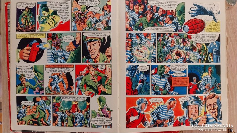 5DB EAGLE ANNUAL -KÉPREGÉNY,ÍRÁSOK, AZ 1960