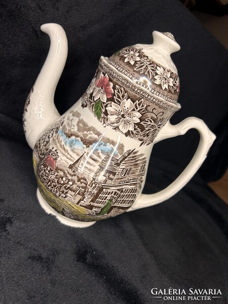Royal Tudor Ware teáskészlet