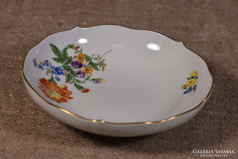 Meissen porcelán desszerttányér csészealj Streublumen virágdekor Németország