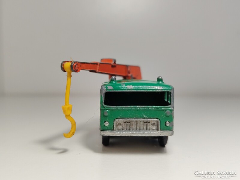 Matchbox 8 Wheel Crane