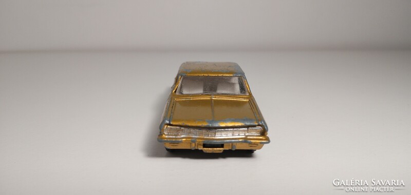 Matchbox Opel Diplomat (szürke motor)