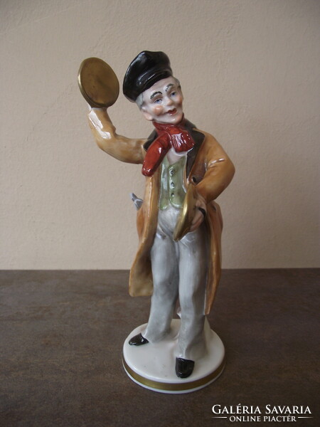 Keletnémet Lippelsdorf cintányéros ittas részeg porcelán figura bohóc