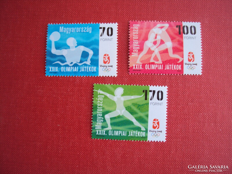 Magyar postatiszta bélyegek blokkok névértéken eladók-Sz-111
