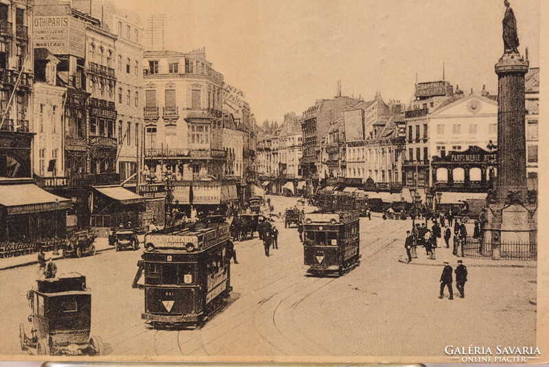 Régi képeslap Lille Marktplatz villamosok Franciaország 1917