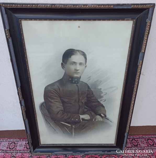 Nagyméretű, papír alapú szénrajz / I világháború 1916/. Üveggel vèddett/.