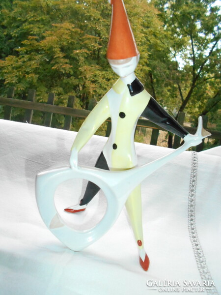 Art deco porcelán bohóc figura kezében  gitárral