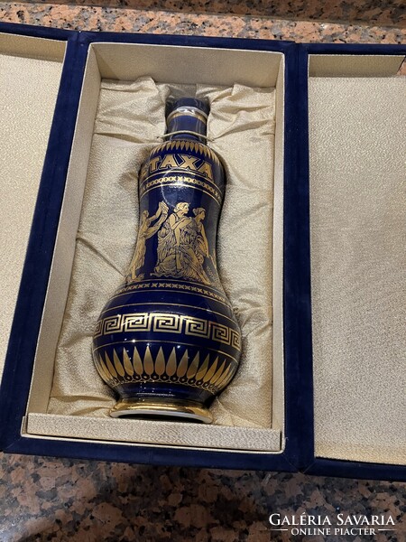 Eladó a képeken látható, gyűjtői állapotú METAXA Centenary (századi ünnepi kiadású) luxus porcelán d