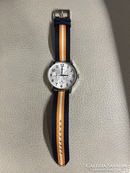 Guess Watch