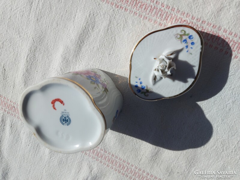 Hollóházi porcelán bonbonier elegáns Hortenzia mintával és rózsás fedélfogóval