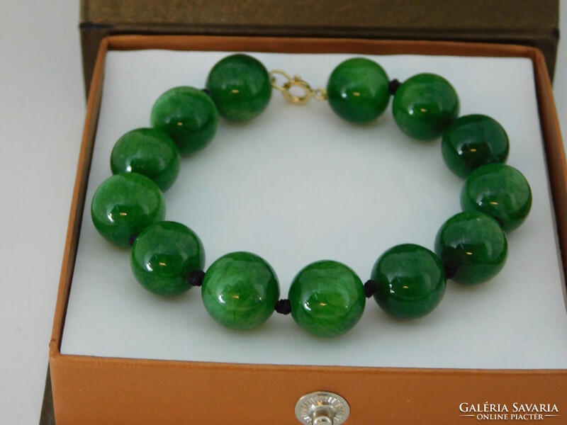 14 K Arany Jade Karkötő, Nagy 13 mm-es Kövekkel