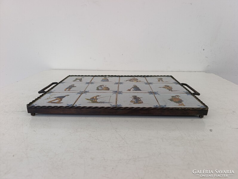 Antik csempe konyhai eszköz tálca 12 színes delft porcelán bronz szerelékkel munka motívum 361 7543