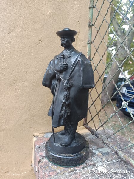 János László Beszédes Front Sculpture. Pipe-smoking Shepherd