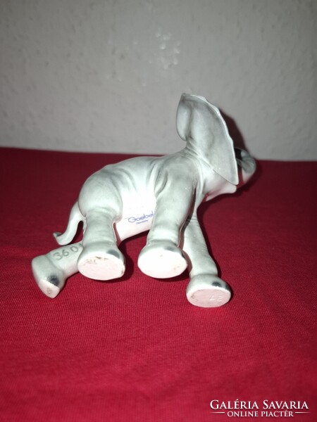 Ritka Hummel Goebel Szép élethű elefánt porcelán eladó 11 cm sorszámozott