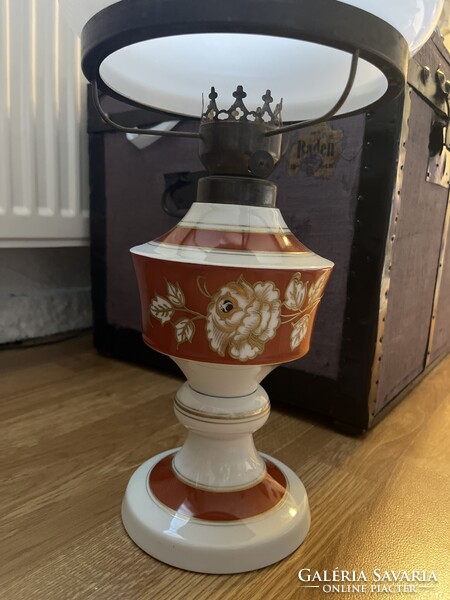Nagy méretű Német Echt Kobalt porcelán petróleum lámpa.