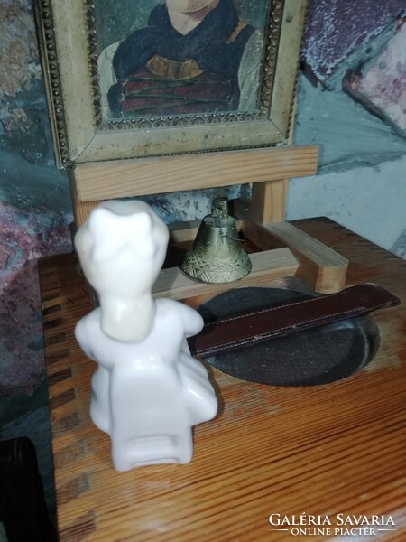 Kerámia retro figura 29. Akció Aukció több száz termék vegye vigye