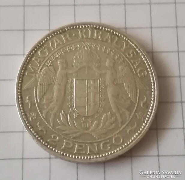 MAGYAROSZÁG VÉDASSZONYA  EZÜST 2 RENGŐ 1938  (VERDEFÉNYES)