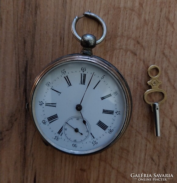 Antique double-hinged collar pocket key pocket watch