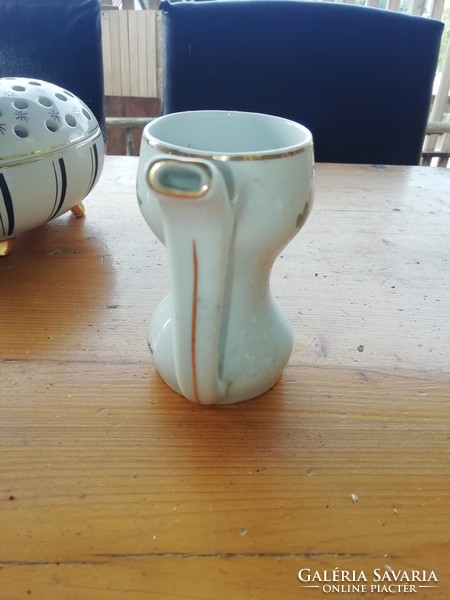 Porcelain Hollóházi Cup in the condition shown in the pictures. Incredible auctions and promotions ongoing