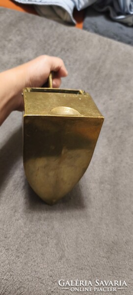 Antique Brass Charcoal Iron with Rooster Lock (18x18 cm, 1.5 kg)
