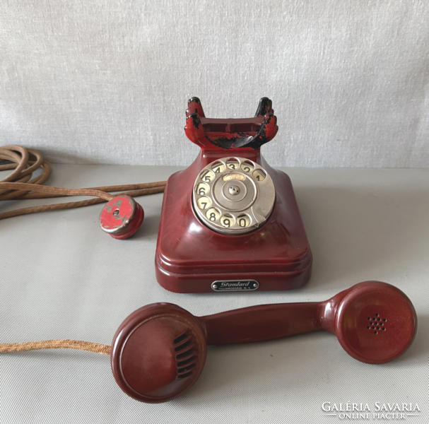 Ritka bordó CB 35 bakelit telefon - Standard - Magyar Királyi Posta jelzéssel (1935)