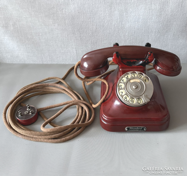 Ritka bordó CB 35 bakelit telefon - Standard - Magyar Királyi Posta jelzéssel (1935)